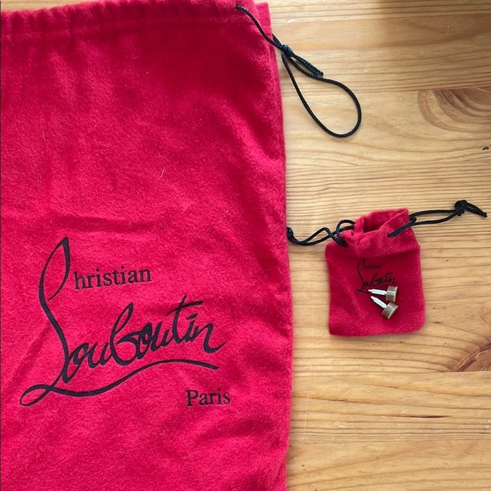 Christian Louboutin Red Bottom Beige Pumps size 38 - Picture 2 of 9